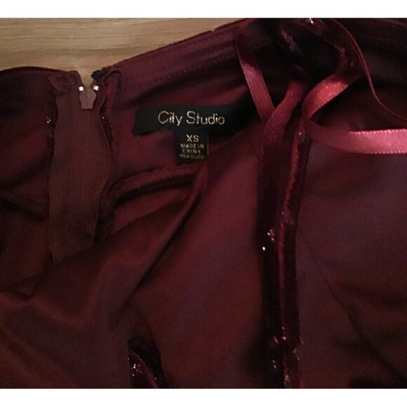 CITY STUDIO- SEXY SIDE SLIT STRAPED FULLY LINED WOMENS DRESS SIZE X-SMALL-NWT - Picture 6 of 9